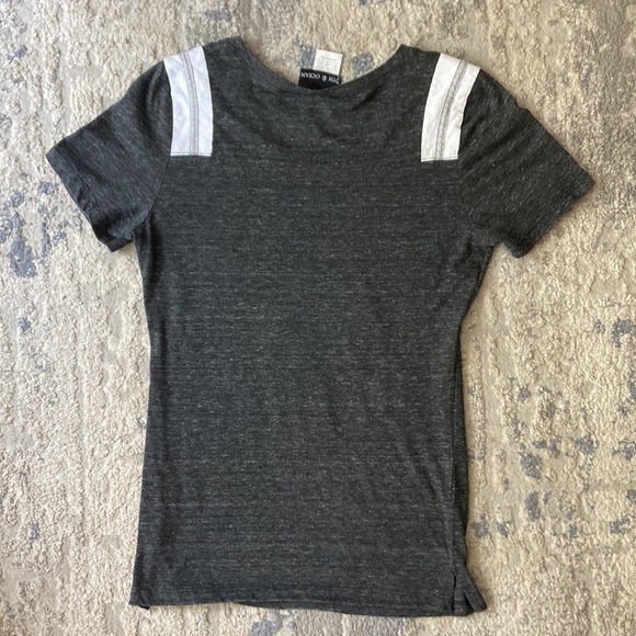 5TH & OCEAN University of Miami V-Neck Shirt - Picture 2 of 9